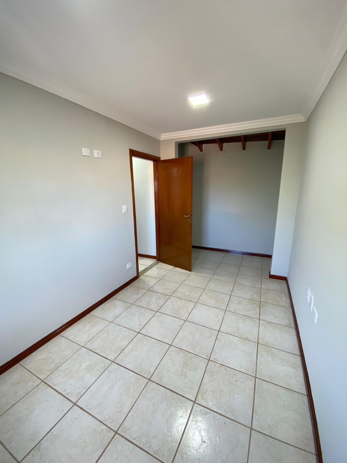 Suíte adaptável a sala comercial